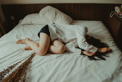Getting Enough Sleep But Still Exhausted? What Research Reveals About PCOS/PMOS